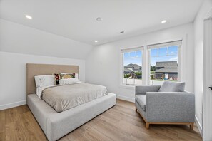 4 habitaciones, escritorio, tabla de planchar con plancha y wifi gratis