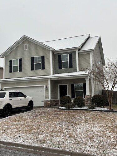 4-bedroom house in fabulous Aiken with WiFi, AC, fitness room