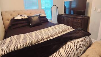 2 bedrooms, free WiFi, bed sheets