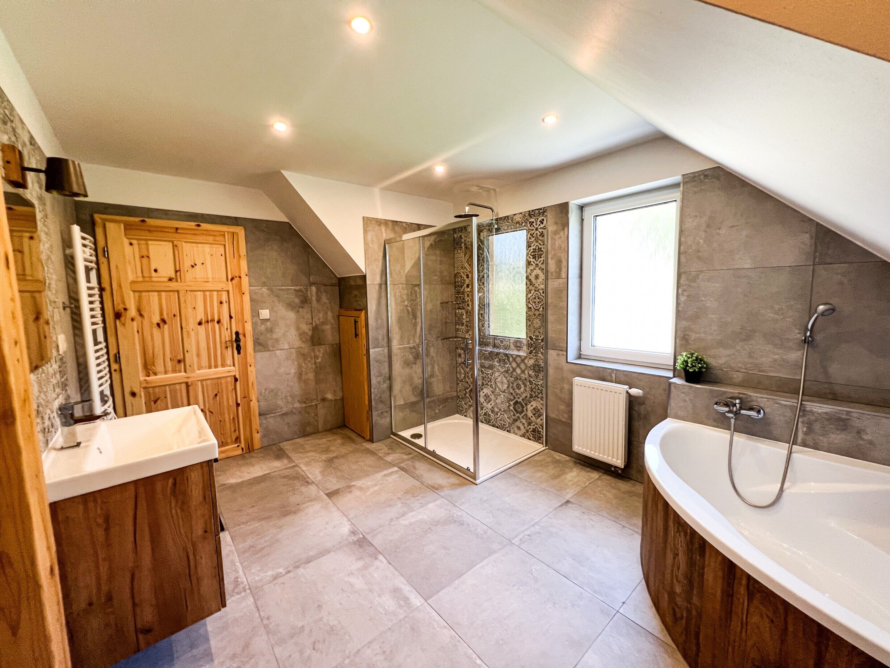 Villa | Bathroom | Bathtub