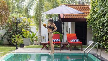 Kolam renang outdoor