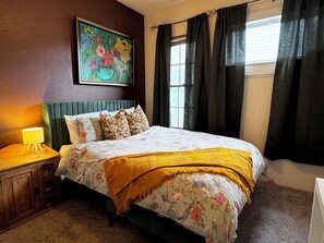 2 bedrooms, desk, iron/ironing board, free WiFi