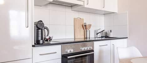 Frigorifero, forno, lavastoviglie, macchina per tè/caffè