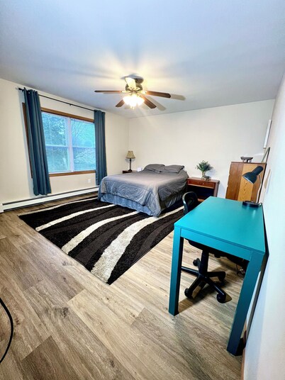 Charming 1-bedroom apartment in wonderful Clarion with WiFi, AC