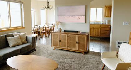 Spacious 5-bedroom townhome in Moscow