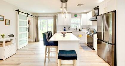 Charming woodsy in Westlake area