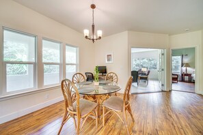 Interni
