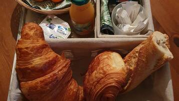 Petit déjeuner compris