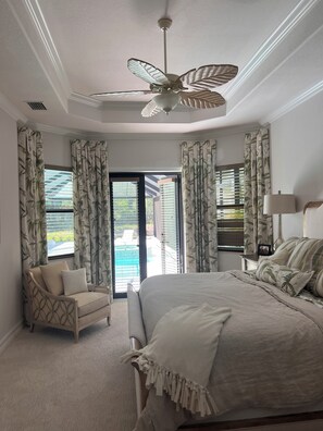 3 室のベッドルーム、アイロン / アイロン台、WiFi、ベッドシーツ