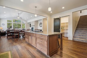 House, Multiple Beds (Downey Hideaway) | Interior - Downey Hideaway (Bend)