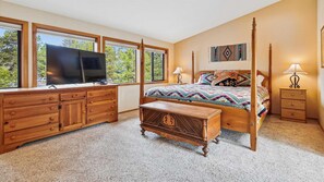 ハウス ベッド (複数台) (Oregon Loop 45) | 4 室のベッドルーム