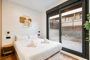 1 bedroom, iron/ironing board, free WiFi, bed sheets