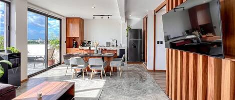 Fridge, microwave, stovetop, coffee/tea maker