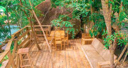 Aika Sunrise:Your Home in the Hills Bed&Breakfast