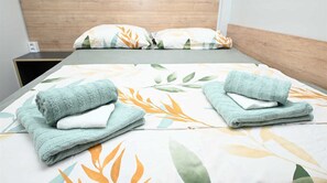 2 chambres, Wi-Fi gratuit, draps fournis