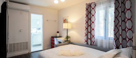 1 chambre, fer et planche Ă repasser, Wi-Fi, literie fournie