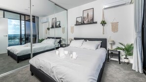 2 chambres, bureau, Wi-Fi gratuit, draps fournis