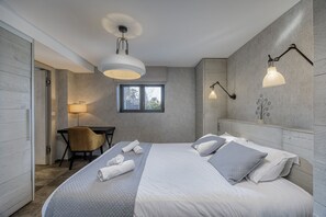 2 makuuhuonetta, silitysrauta/-lauta, ilmainen Wi-Fi, vuodevaatteet