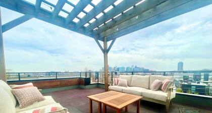 Luxury 5-Bedroom Home in LoHi, Amazing rooftop deck. 3,000 sqft
