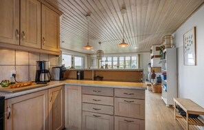 Kühlschrank, Herdplatte, Geschirrspüler