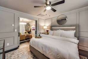 1 bedroom, desk, iron/ironing board, travel cot - Indulge in a luxury Dallas stay with a king hybrid bed, high-speed Wi-Fi, and an award-winning courtyard oasis—steps from Deep Ellum, Lakewood, and Downtown. (Dallas)
