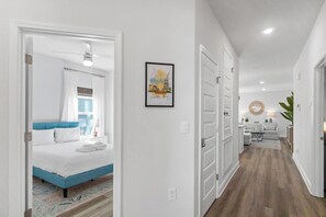 4 camere, ferro/asse da stiro, Wi-Fi gratuito, lenzuola