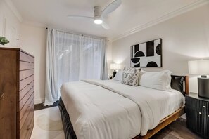 2 bedrooms, iron/ironing board, travel cot, free WiFi