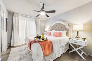 2 bedrooms, iron/ironing board, travel crib, free WiFi