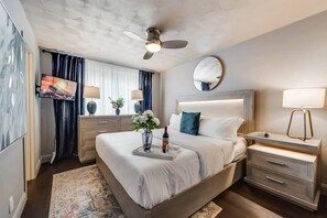 2 bedrooms, iron/ironing board, travel crib, free WiFi