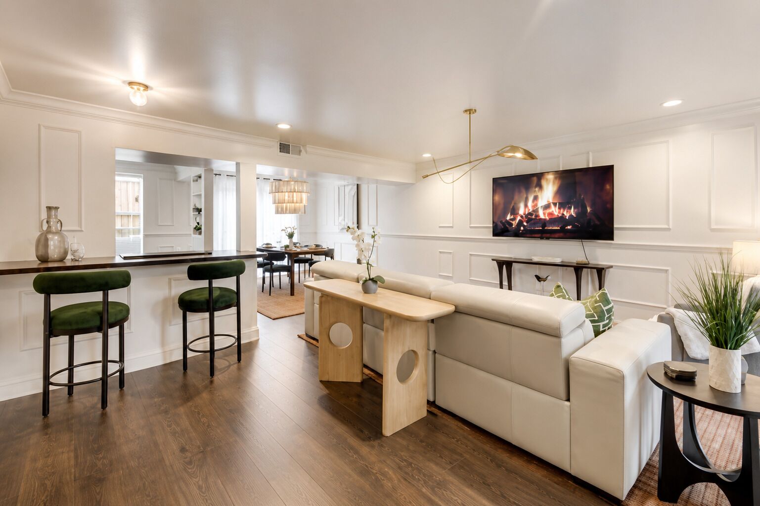 Smart TV, offices