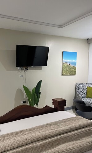 1 bedroom, iron/ironing board, free WiFi - Bayfront apartment and villas (Portmore)