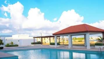 Alberca al aire libre