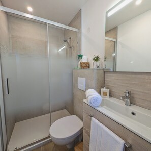 Een douche, een haardroger