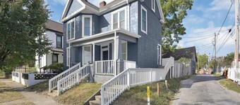 Charming 2-bedroom house with AC, WiFi in Columbus