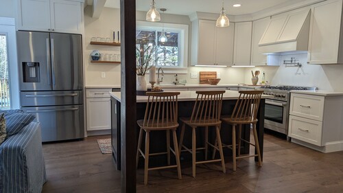 Ambleside in Boothbay Harbor Maine- perfect for your Maine coastal vacation!