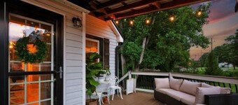 Charming 3br Property with fenced in downtown Mooresville, NC