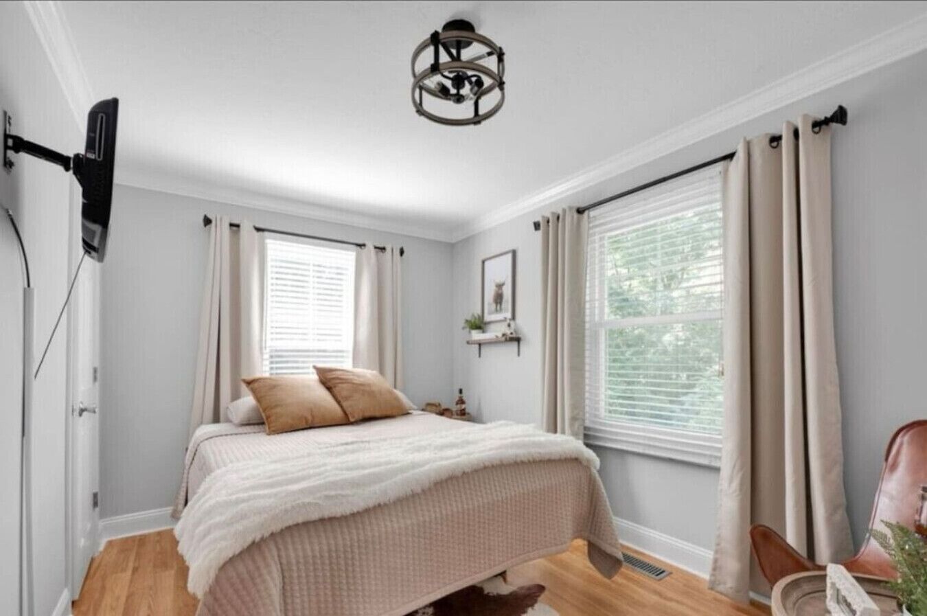 3 chambres, fer et planche à repasser, Wi-Fi gratuit, draps fournis