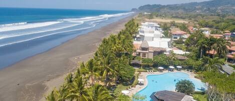 Sun loungers, beach towels