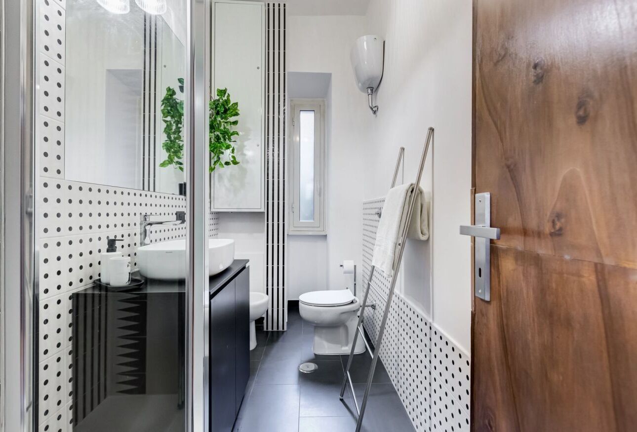 Regadera, amenidades de baño gratuitas, secadora de cabello, bidet 
