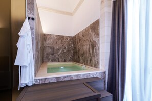 Interior - Buone Maniere Exclusive Rooms Ulivo room (MARTINA FRANCA)