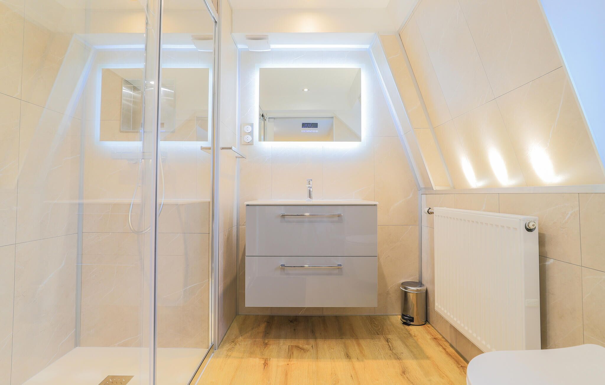 Een douche, een haardroger