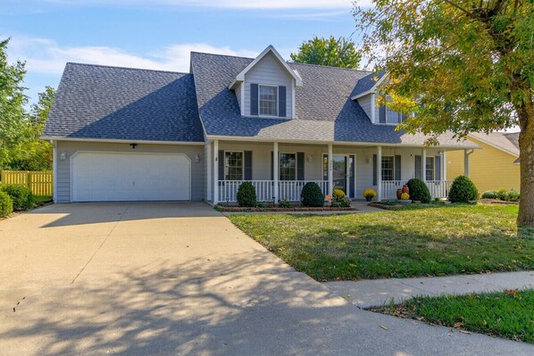 Unclassified image, 1 of 47, button