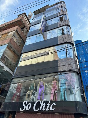 Front of property - Hotel Paraíso L&M (Huánuco)