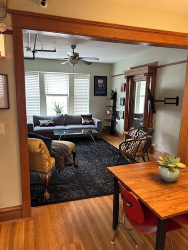 Five bedroom - 3 bath - Sleeps 12