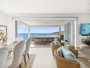 Smart TV, stereo - Luxury 4BR Villa w/ Private Pool & Ocean Views (Indigo Bay)