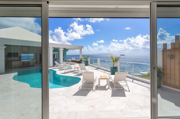 Pool - Villa Sophia: Oceanfront w/ Generator & Pool (Upper Princes Quarter)