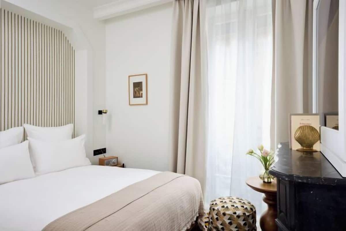 1 bedroom, premium bedding, in-room safe, soundproofing