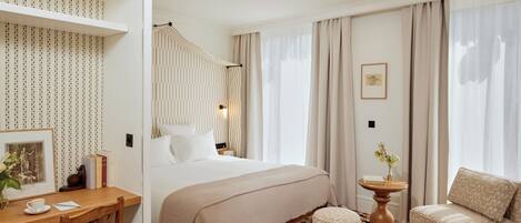 Junior Suite, 1 King Bed, City View | 1 bedroom, premium bedding, in-room safe, soundproofing