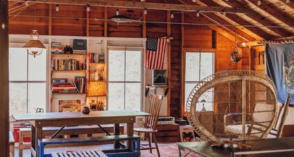 THE NOOK Apartment