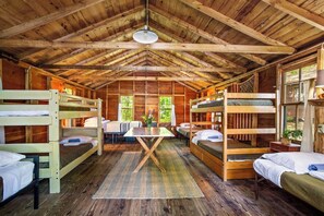 2 chambres, lit parapluie, Wi-Fi, draps fournis